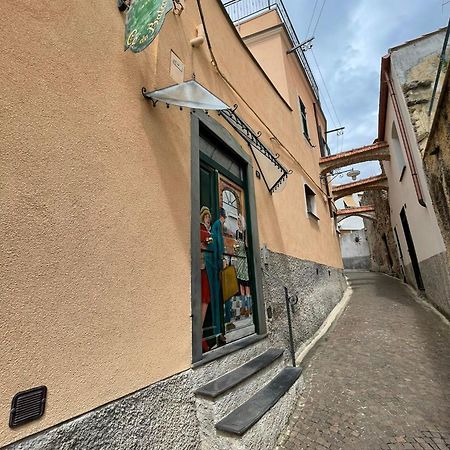 Ca' Du Batan Bed & Breakfast Spotorno Exterior photo