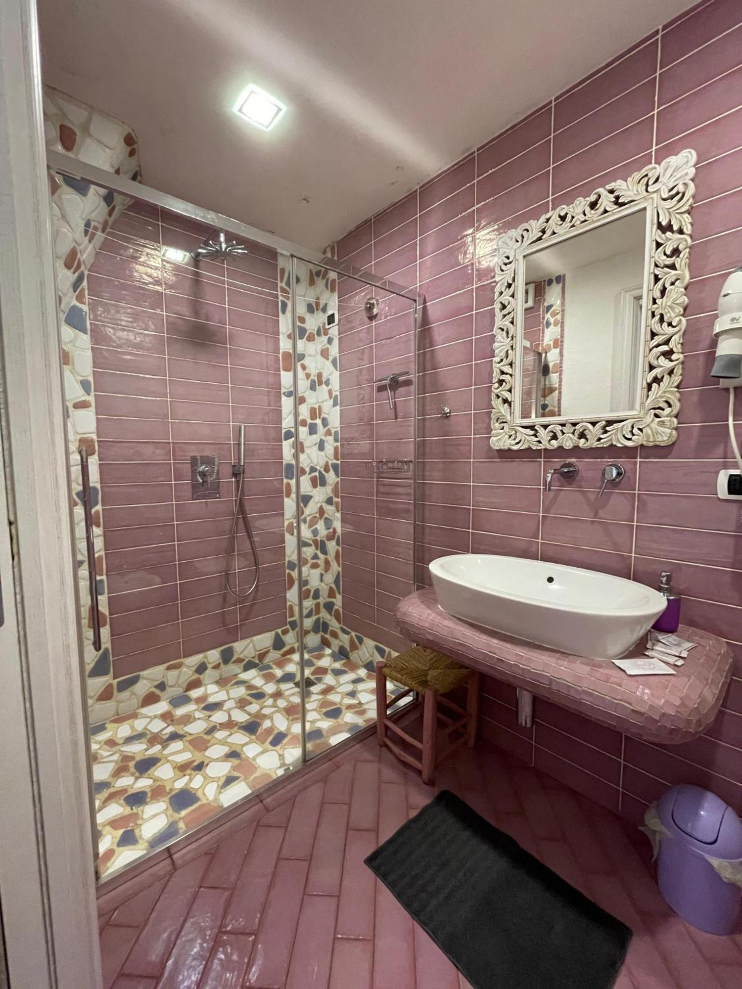 Ca' Du Batan Bed & Breakfast Spotorno Exterior photo
